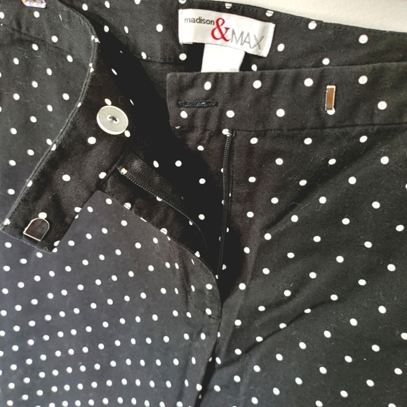 Madison & Max Black Polka Dot Capri Crop Pants - Picture 6 of 7